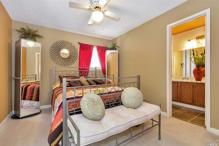 716 Knights Cir, Vallejo, CA 94591 photo 21