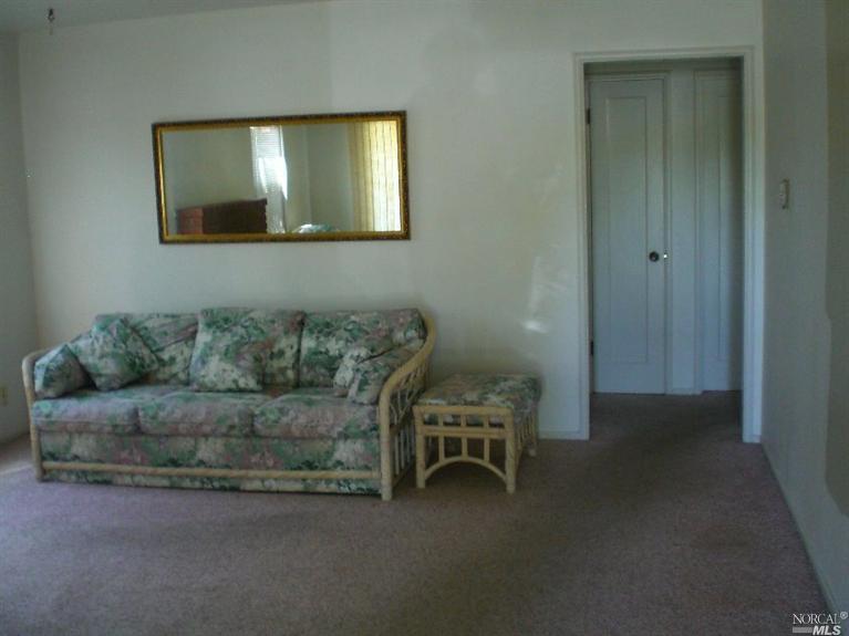 1085 Western, Vallejo, CA 94591 photo 5