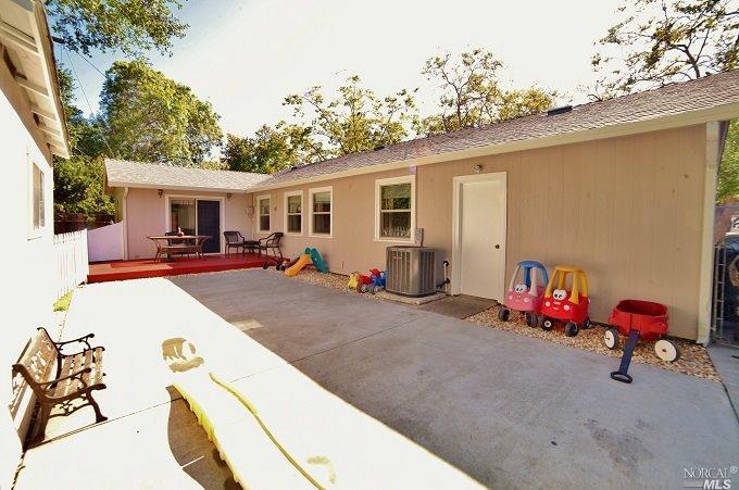 1374 Monteith Dr, Vallejo, CA 94590 photo 11
