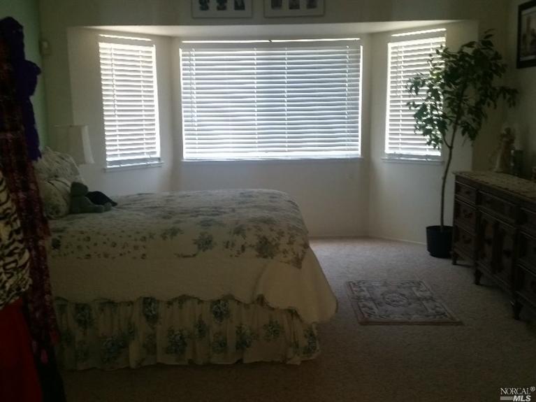 101 Doncaster Dr, Vallejo, CA 94591 photo 18