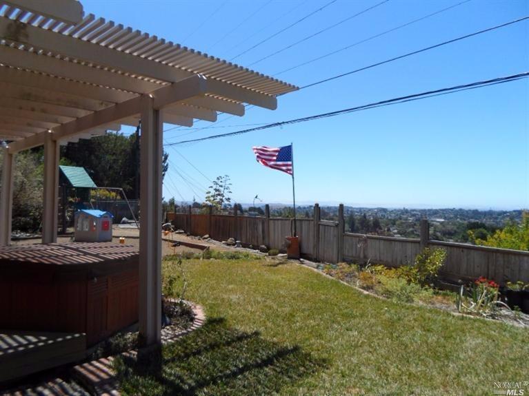 301 Mesa Verde St, Vallejo, CA 94589 photo 3