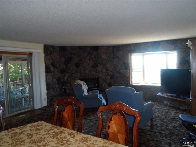 301 Mesa Verde St, Vallejo, CA 94589 photo 10