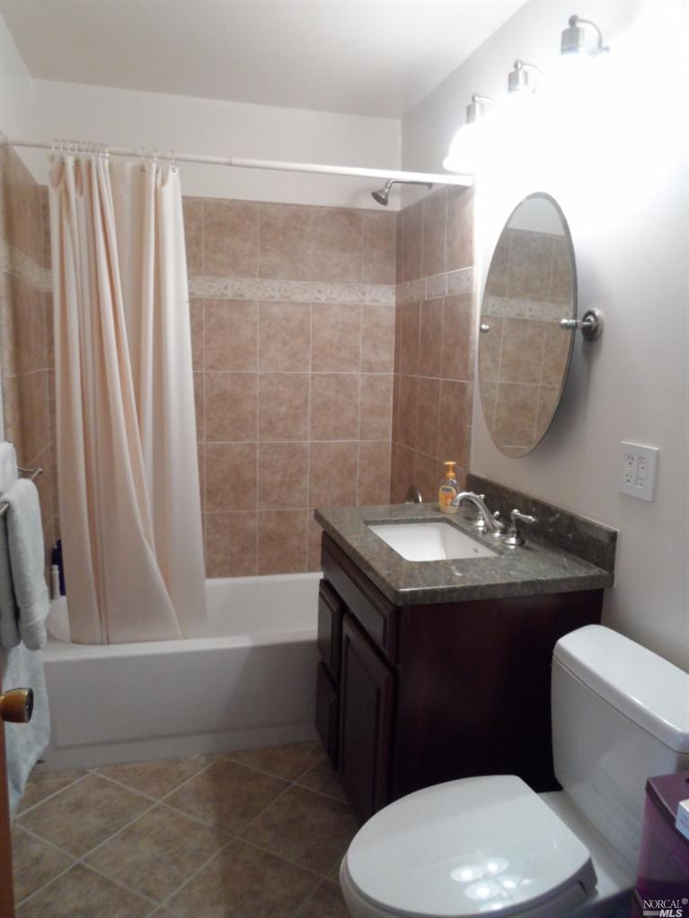 301 Mesa Verde St, Vallejo, CA 94589 photo 9