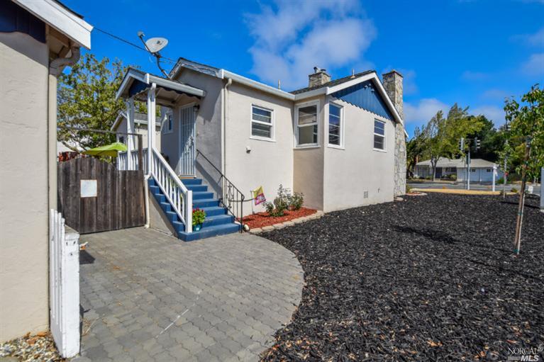 2045 Tennessee St, Vallejo, CA 94590 photo 3