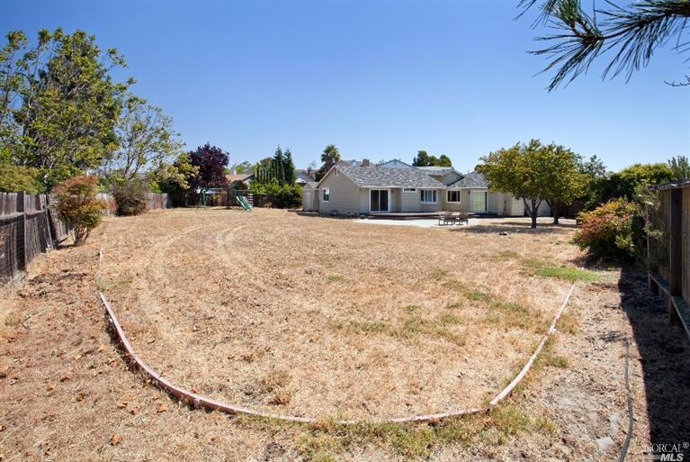 180 Crowsnest Ct, Vallejo, CA 94591 photo 15