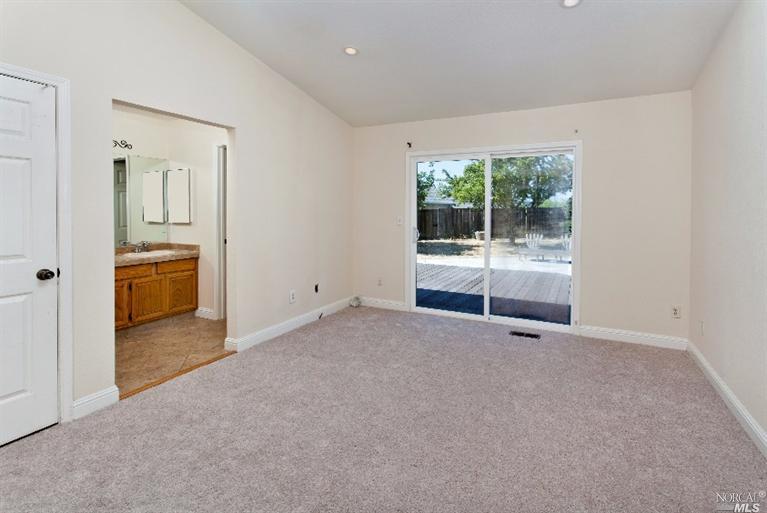 180 Crowsnest Ct, Vallejo, CA 94591 photo 4
