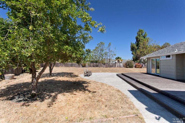 180 Crowsnest Ct, Vallejo, CA 94591 photo 14