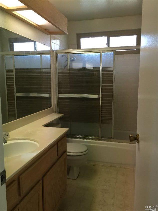 Undisclosed, Vallejo, CA 94591 photo 16