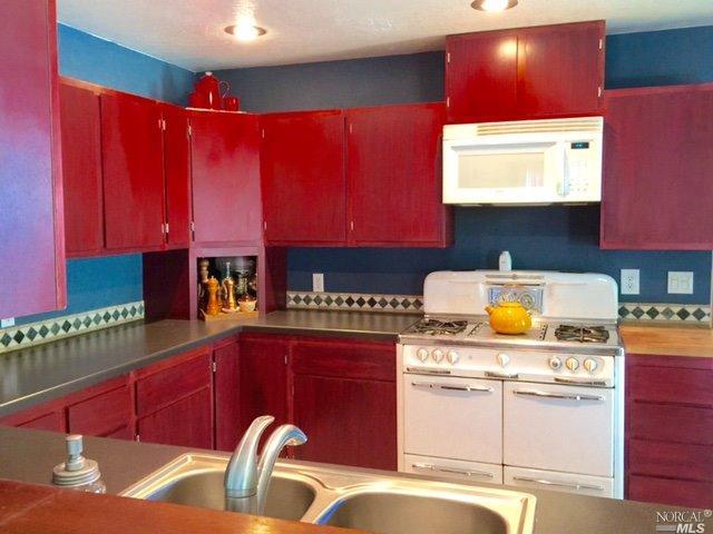 99 Mayor Way, Cloverdale, CA 95425 photo 4