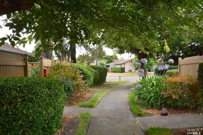 251 Lincoln Ave, Cotati, CA 94931 photo 2