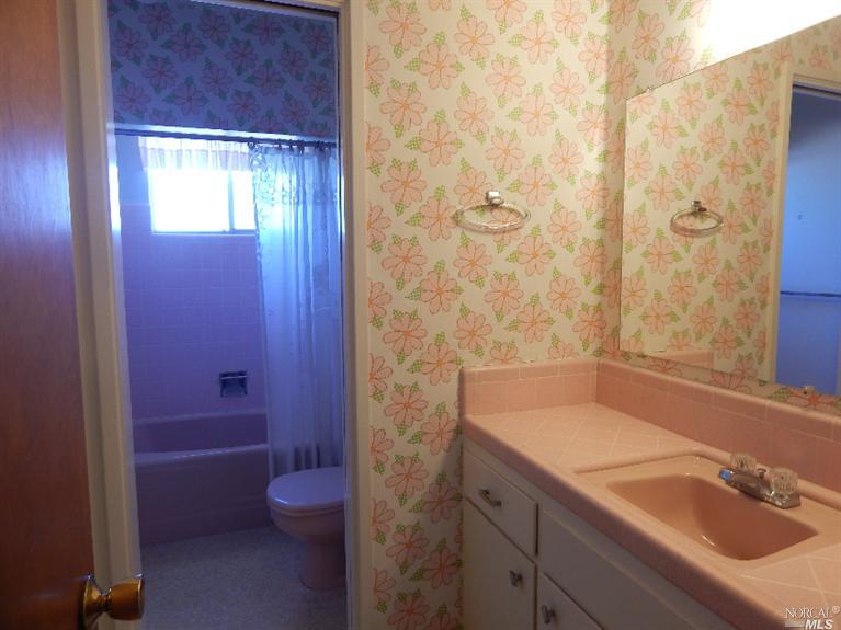 128 Garden Ct, Vallejo, CA 94591 photo 8
