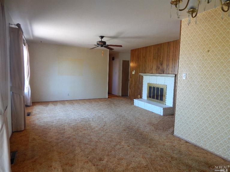 128 Garden Ct, Vallejo, CA 94591 photo 3