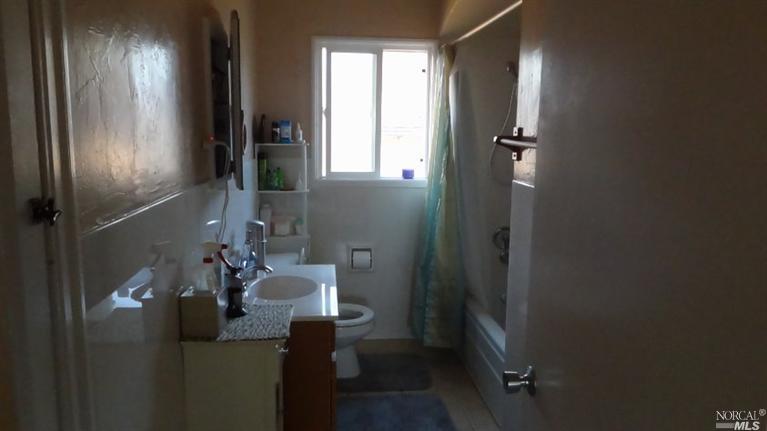 406 Home Acres Ave, Vallejo, CA 94591 photo 13