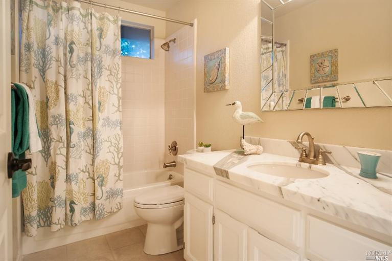 110 Crystal Ct, Novato, CA 94949 photo 32