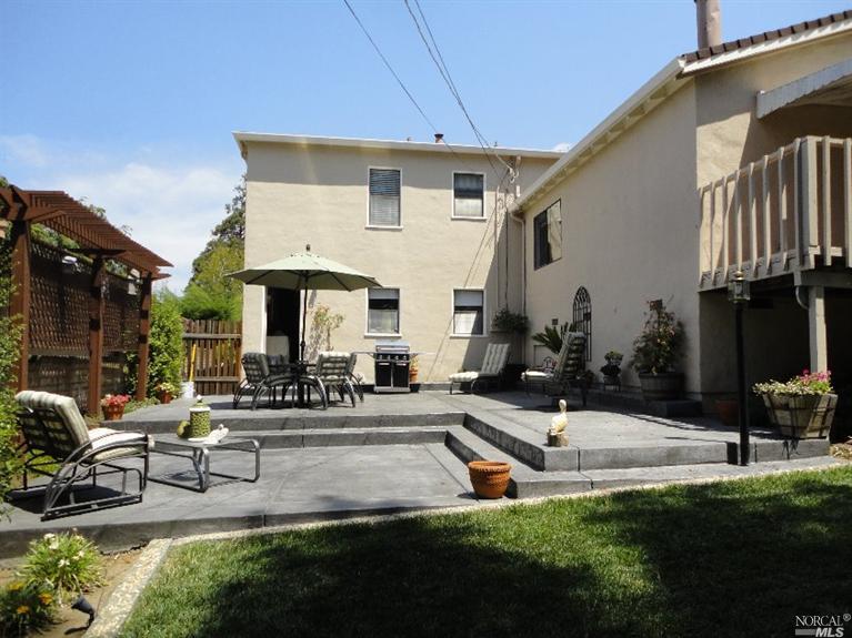 627 Washington St, Vallejo, CA 94590 photo 4