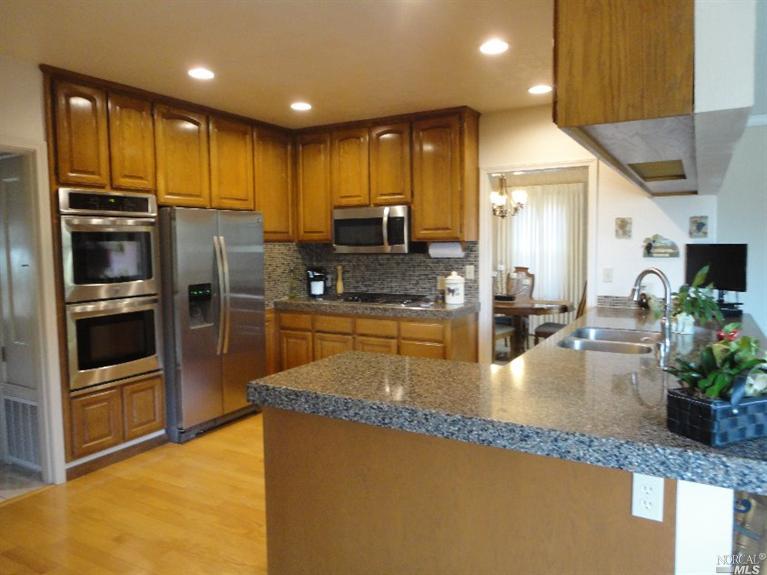 627 Washington St, Vallejo, CA 94590 photo 10