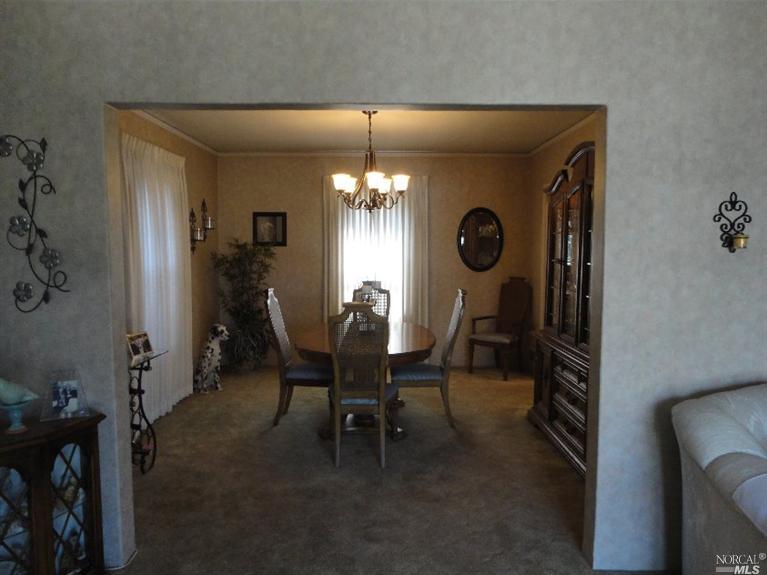 627 Washington St, Vallejo, CA 94590 photo 8