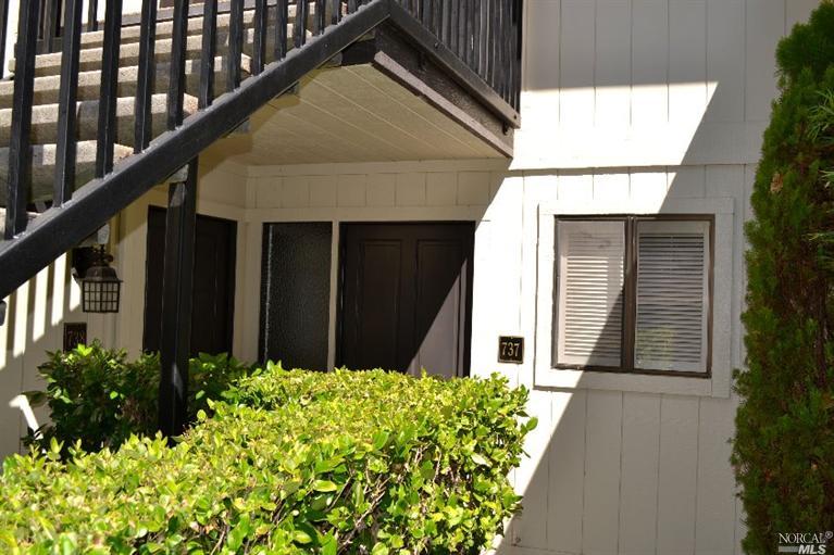 737 Cottage Dr, Napa, CA 94558 photo 1