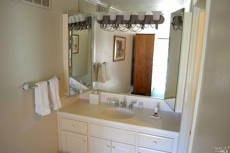 737 Cottage Dr, Napa, CA 94558 photo 12