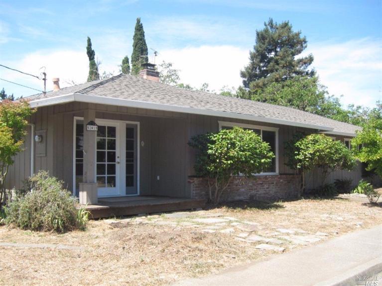 201 Hampton Ct, Santa Rosa, CA 95409 photo 1