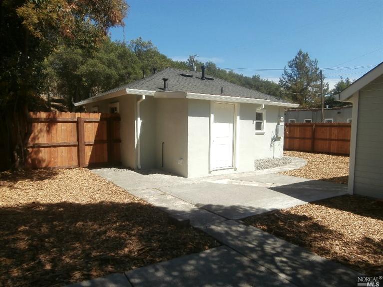 829 Davis St, Santa Rosa, CA 95401 photo 6