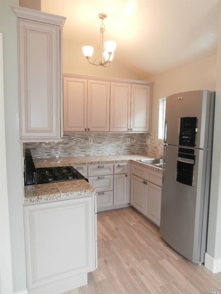 829 Davis St, Santa Rosa, CA 95401 photo 8