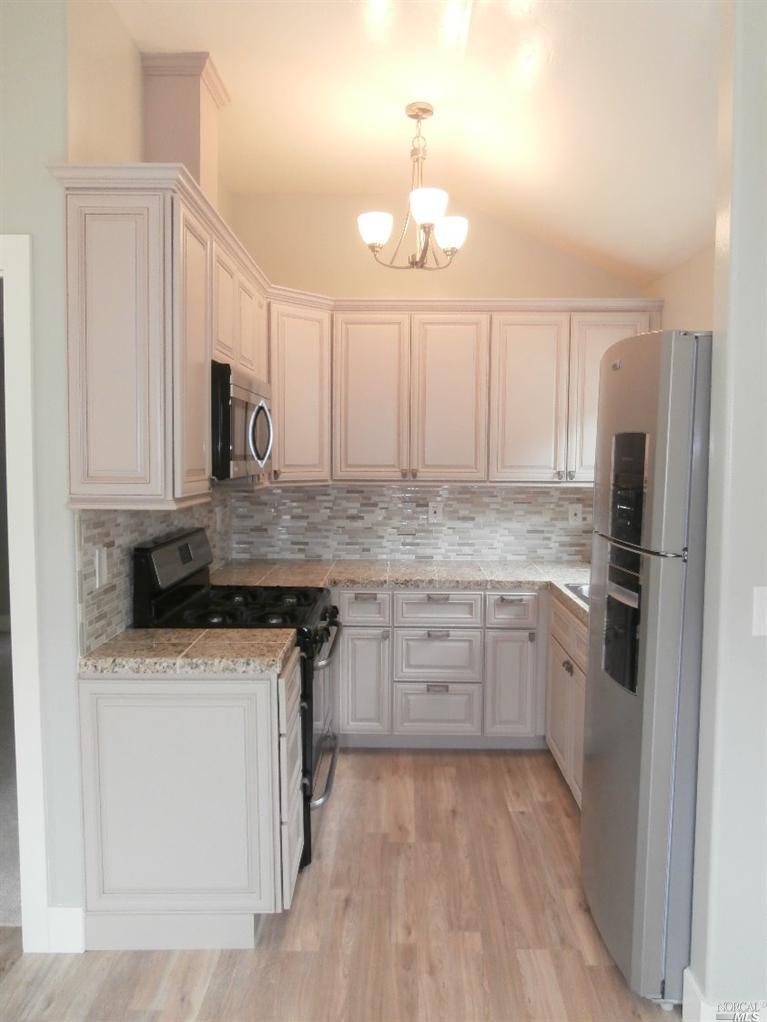 829 Davis St, Santa Rosa, CA 95401 photo 7
