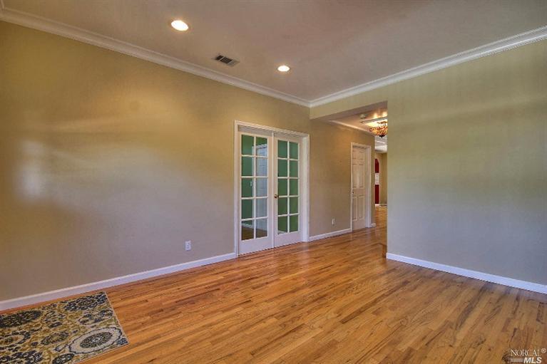 1520 E 3rd St, Benicia, CA 94510 photo 7