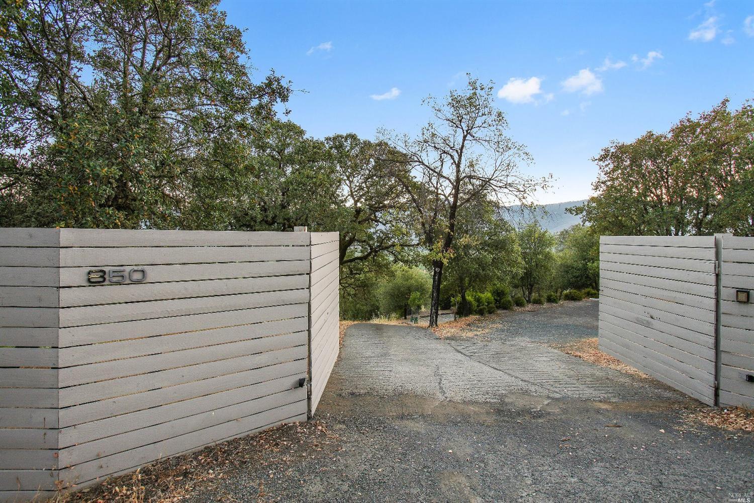850 Watson Rd, Ukiah, CA 95482 photo 17