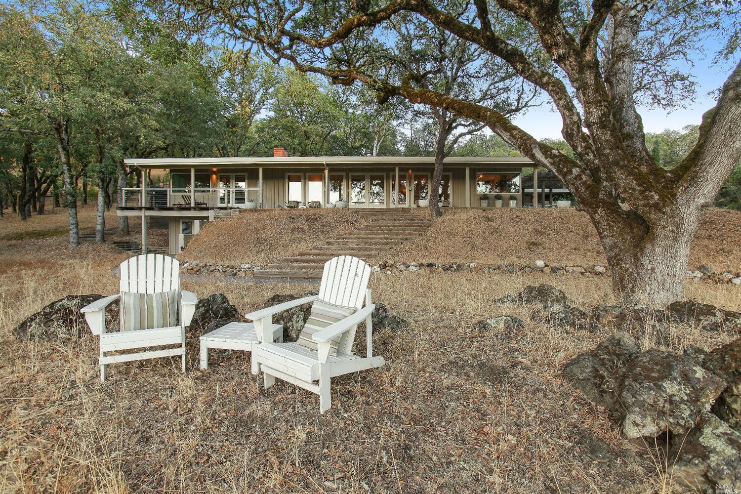 850 Watson Rd, Ukiah, CA 95482 photo 5