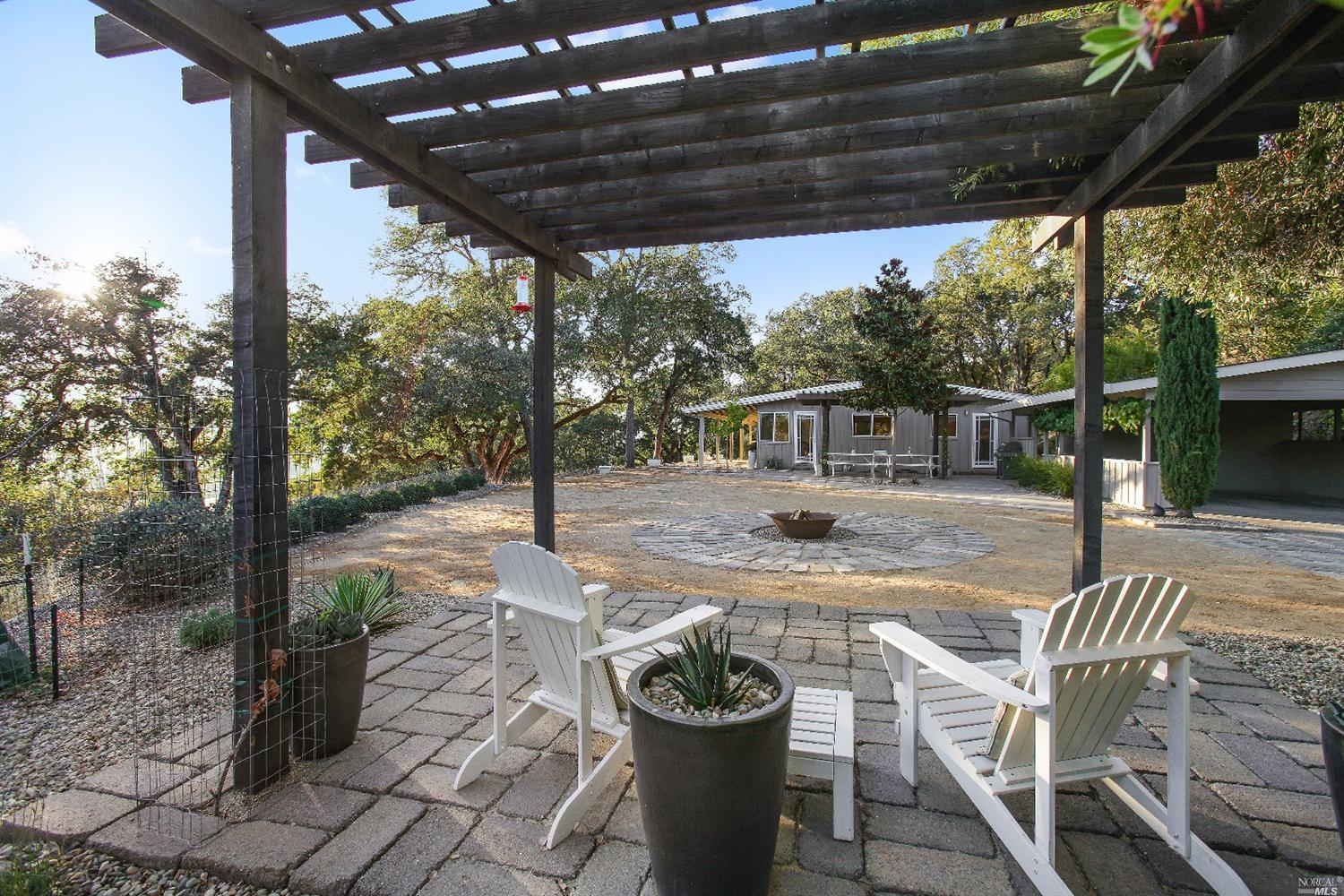 850 Watson Rd, Ukiah, CA 95482 photo 13