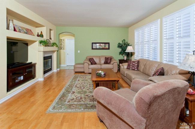 7653 12th Hole Dr, Windsor, CA 95492 photo 4