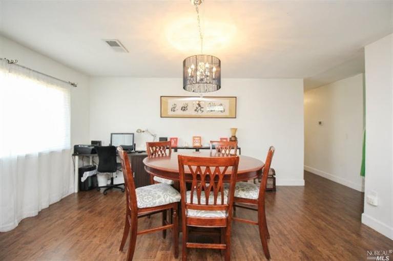 332 Honeysuckle Dr, Fairfield, CA 94533 photo 13