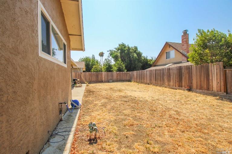 332 Honeysuckle Dr, Fairfield, CA 94533 photo 33