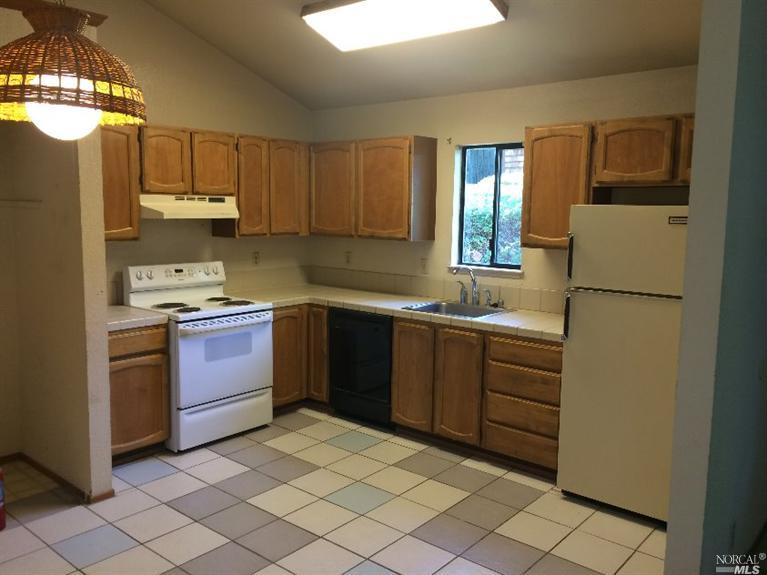28 Pine Tree Cir, Cotati, CA 94931 photo 2