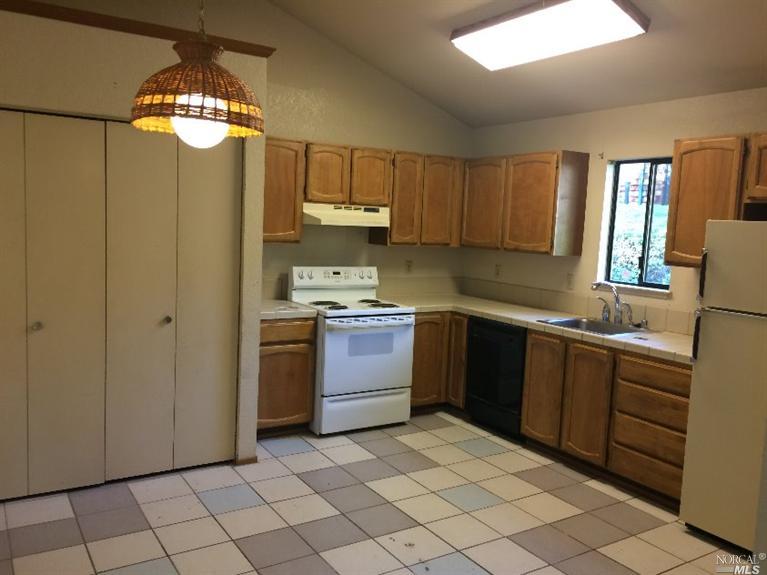 28 Pine Tree Cir, Cotati, CA 94931 photo 8