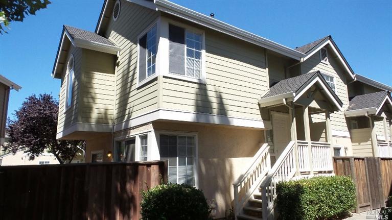 62 Manchester Dr, Fairfield, CA 94533 photo 3