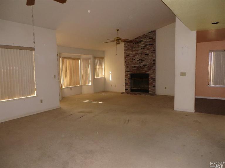 1385 Austin Dr, Dixon, CA 95620 photo 4