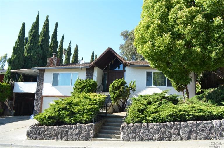 350 Springbrook Dr, Vallejo, CA 94591 photo 1