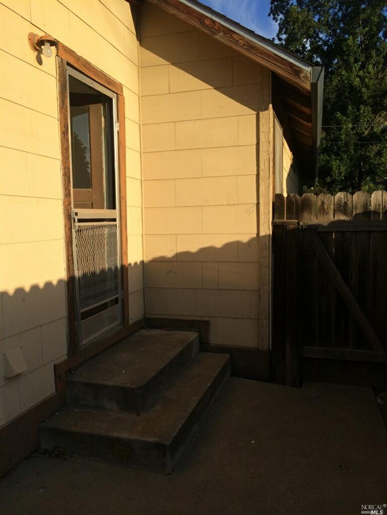 305 Abbey St, Winters, CA 95694 photo 5