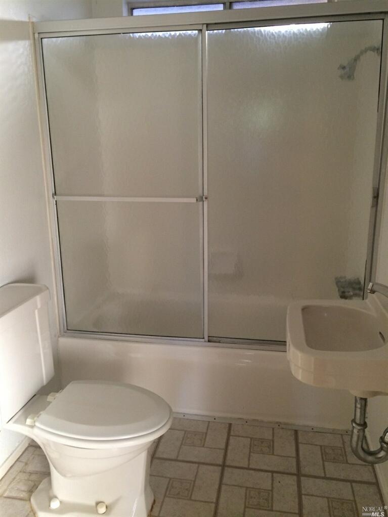 305 Abbey St, Winters, CA 95694 photo 9