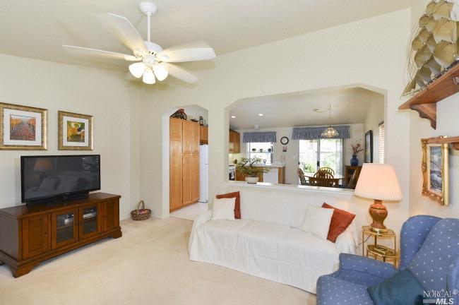 866 Foothill Dr, Windsor, CA 95492 photo 5