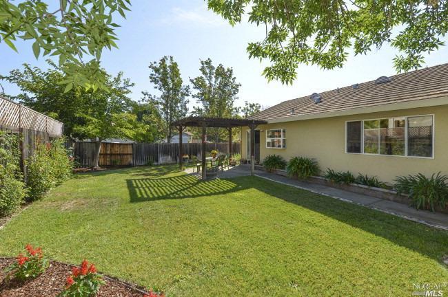 866 Foothill Dr, Windsor, CA 95492 photo 17