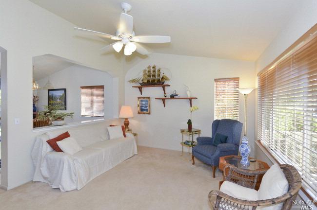 866 Foothill Dr, Windsor, CA 95492 photo 3
