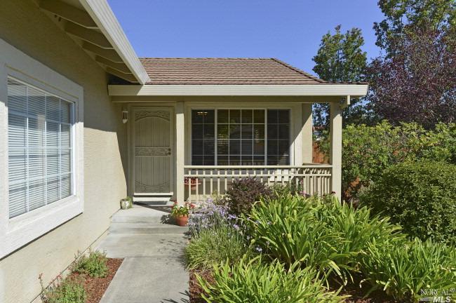 866 Foothill Dr, Windsor, CA 95492 photo 2