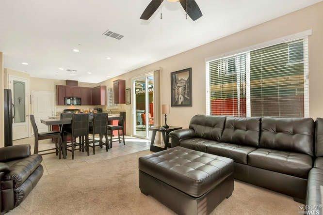 798 Embassy Cir, Vacaville, CA 95688 photo 8