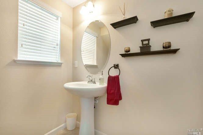 798 Embassy Cir, Vacaville, CA 95688 photo 16