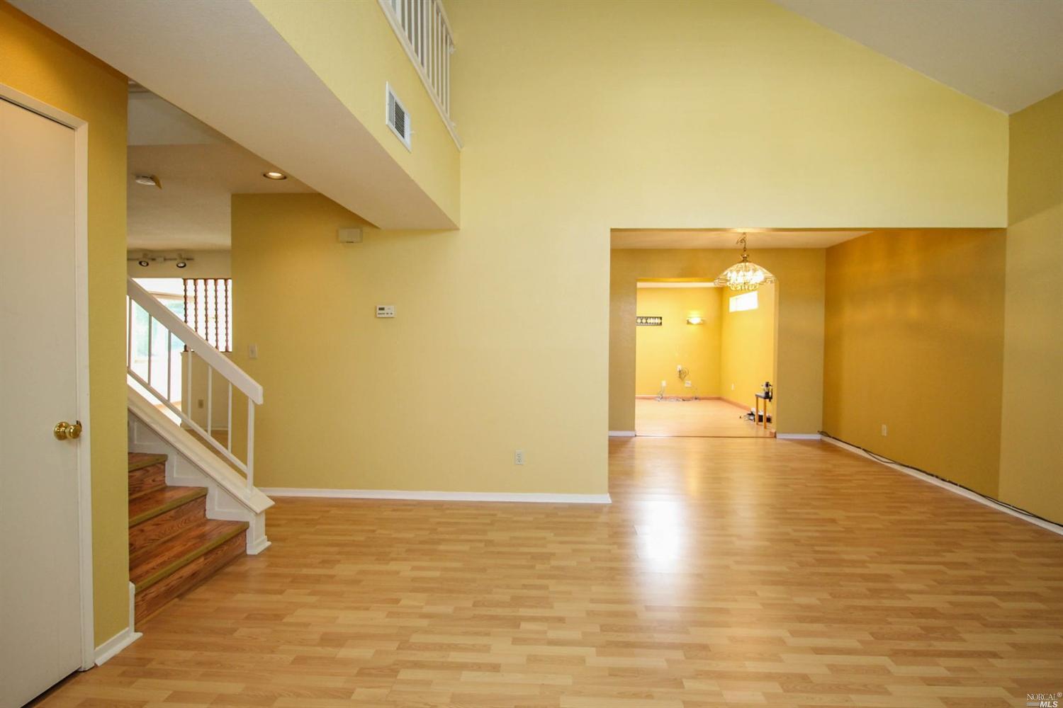 174 Humphrey Ln, Vallejo, CA 94591 photo 3