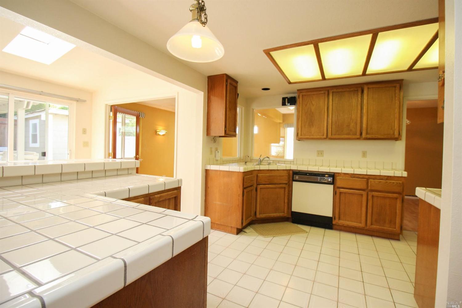 174 Humphrey Ln, Vallejo, CA 94591 photo 13