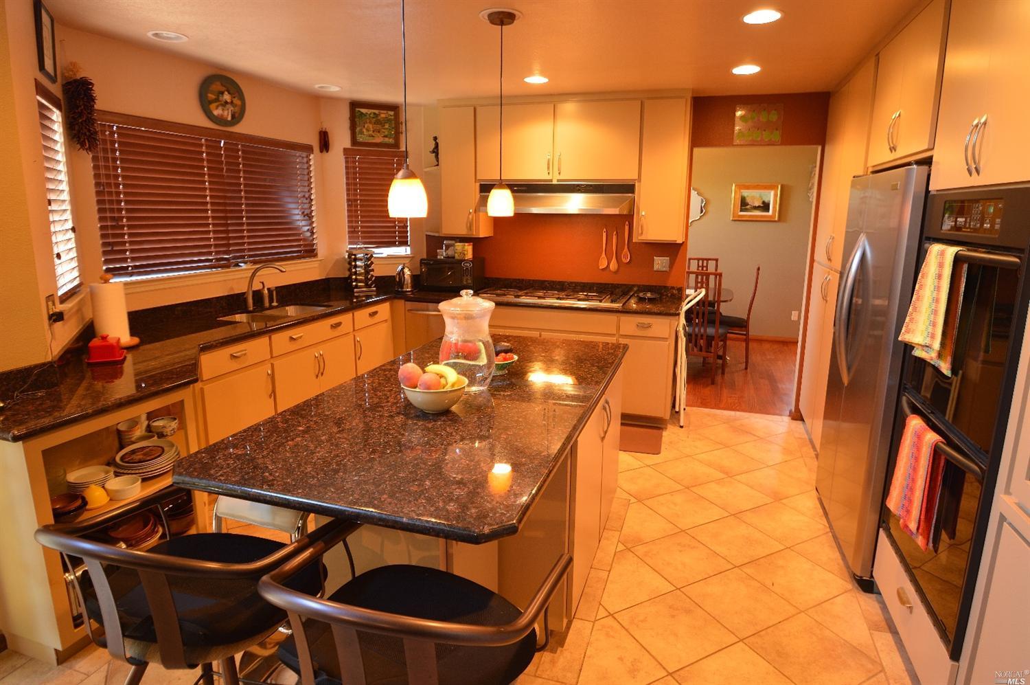218 Lea St, Windsor, CA 95492 photo 8